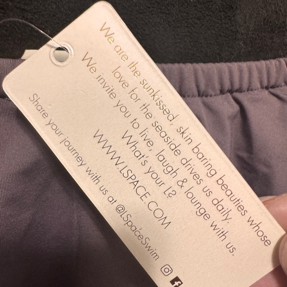 L* Space Ruffle Bikini Top Pebble Hey - Picture 9 of 9